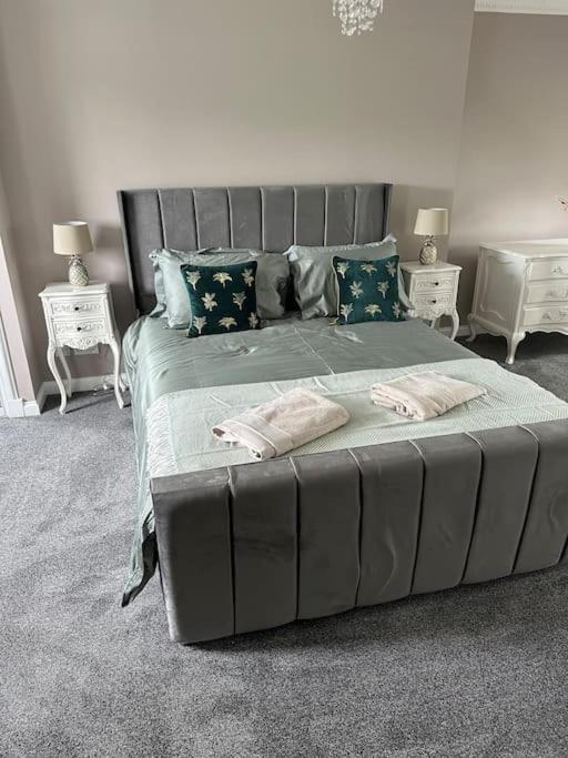 Cameron Coach House Modern Property In Murrayfield Edinburgh Dış mekan fotoğraf